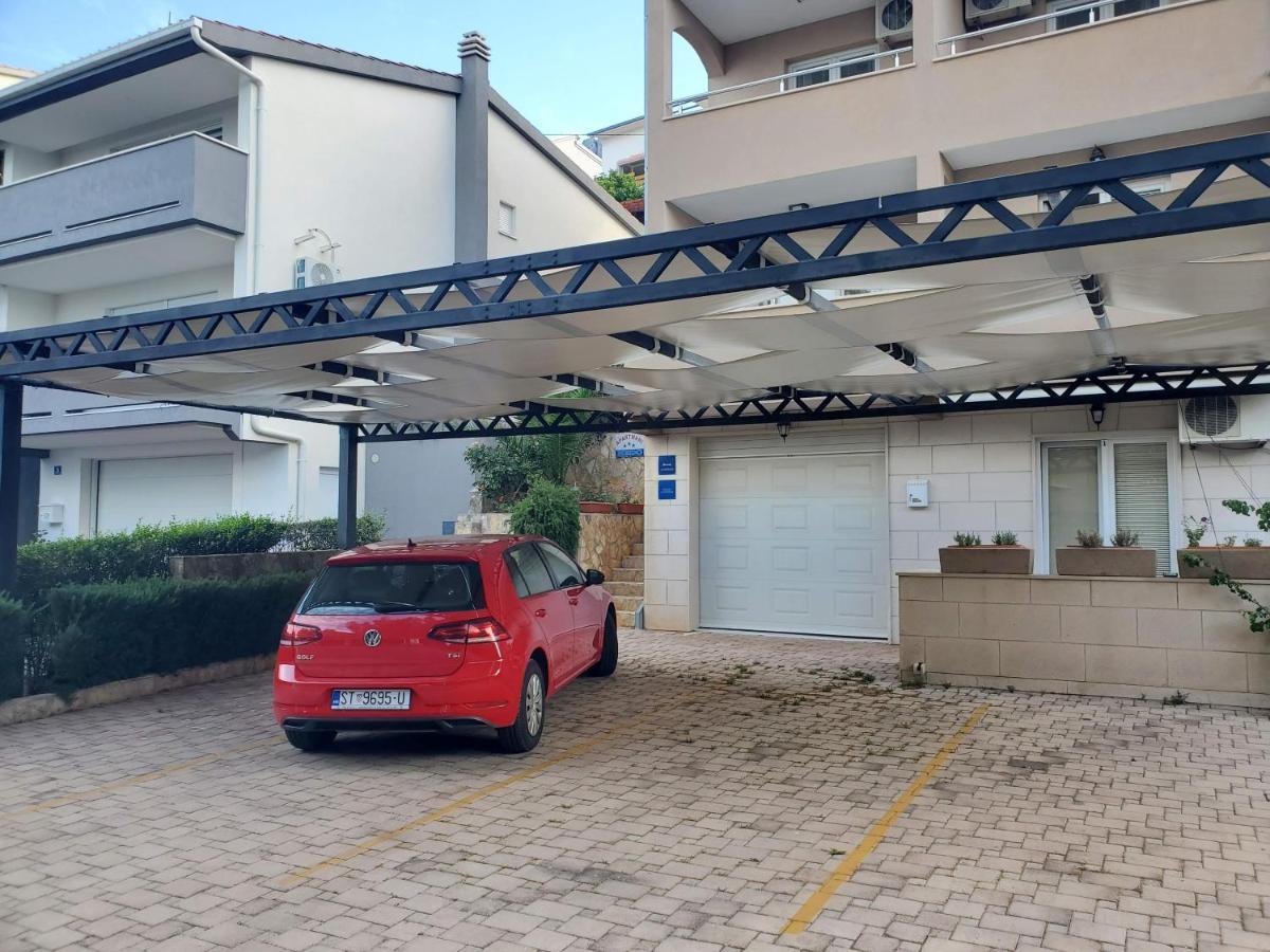 Apartments Nedo Dalmatia Omis Exterior photo