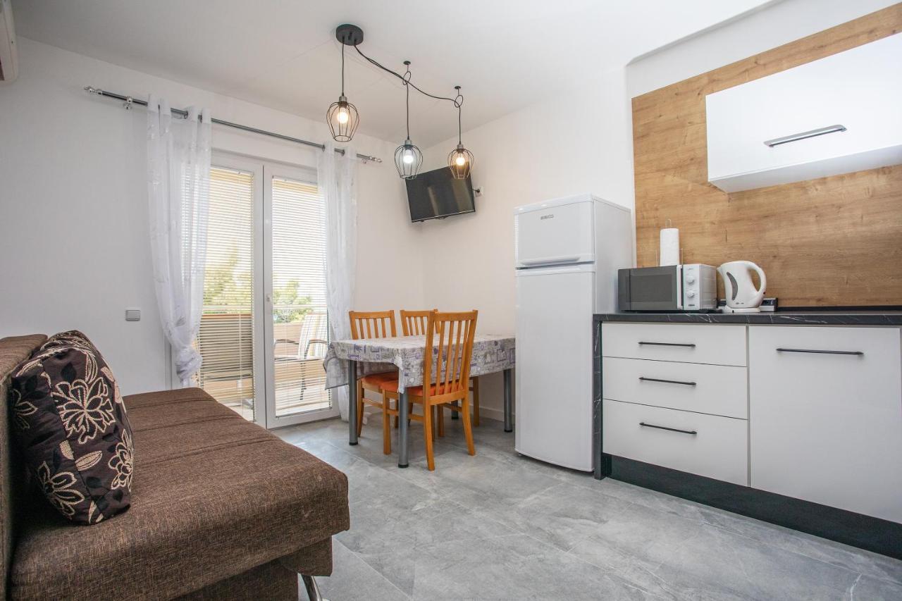 Apartments Nedo Dalmatia Omis Exterior photo